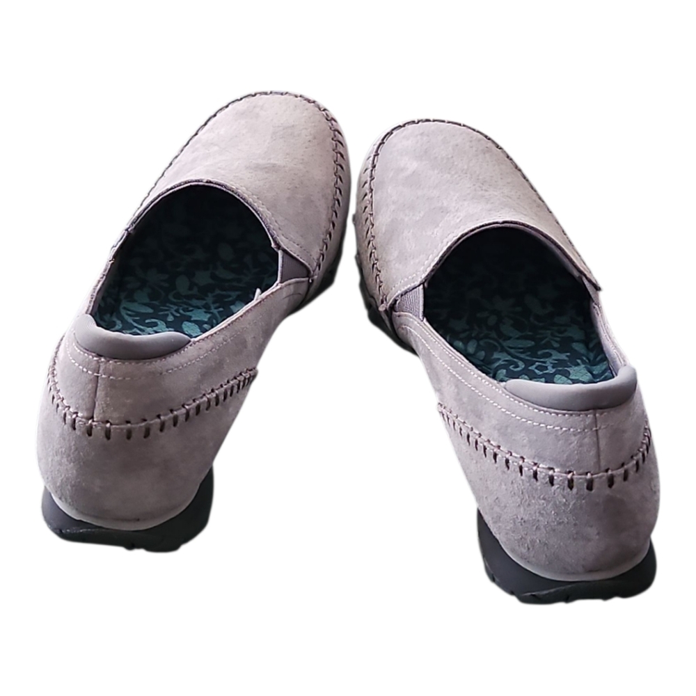 Skechers Slip ons Suede Leather Memory Foam Relaxed Fit Womens Size 8.5 NWT - Picture 5 of 7
